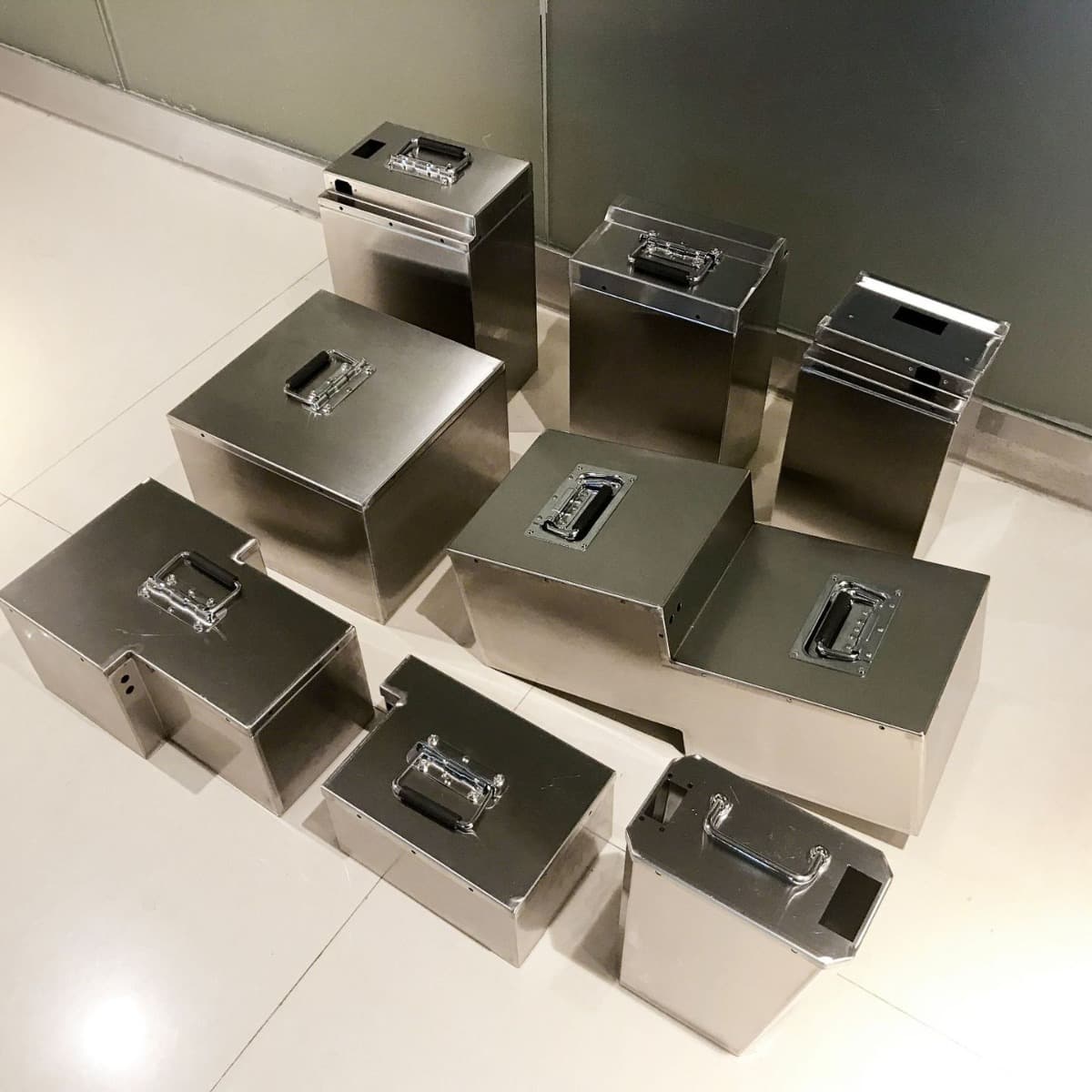 Stainless Steel Lithium Battery Case For Electric Vehicles Durable Battery Housing Protective Shell