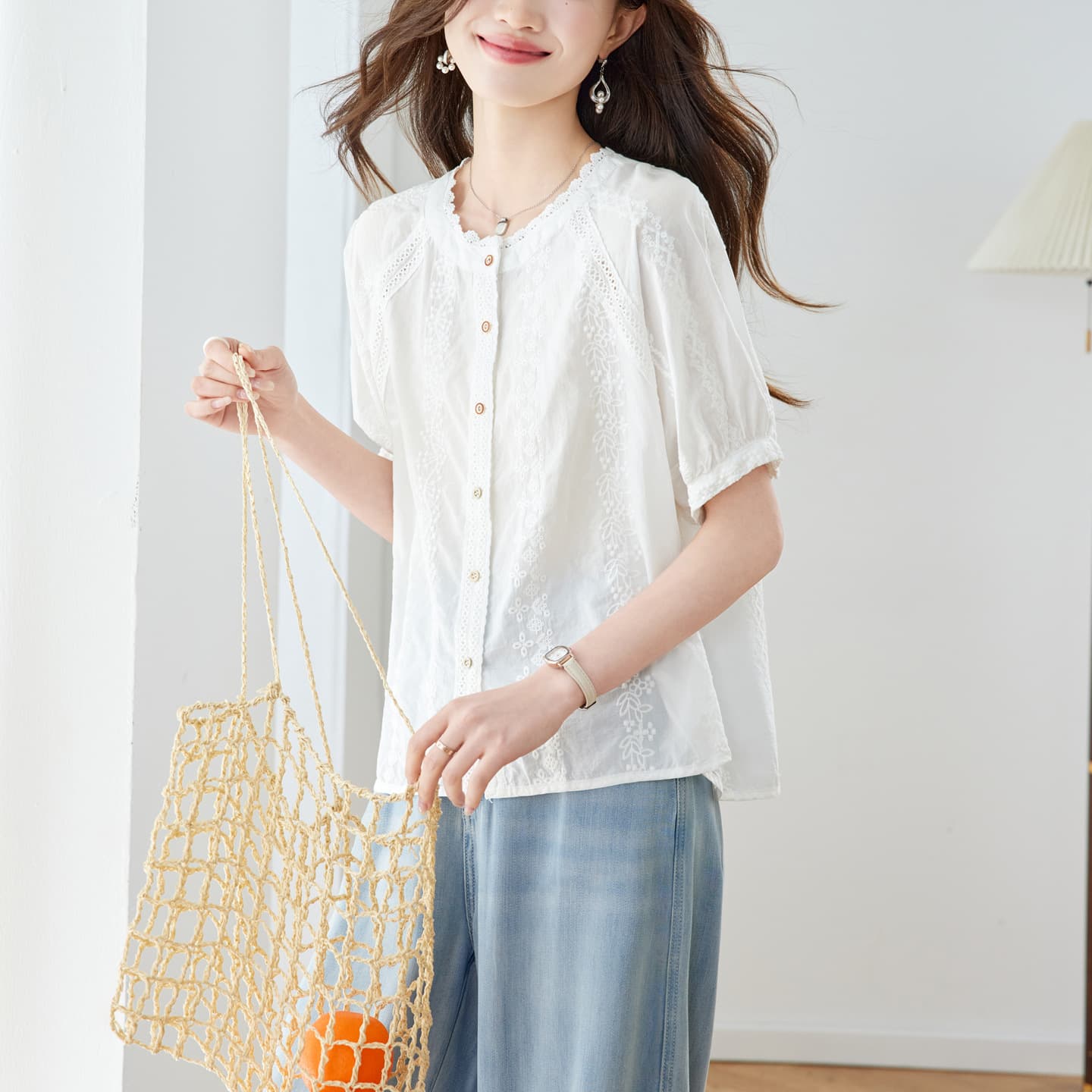French short-sleeved shirt for women summer high-end light luxury loose cardigan beautiful and good-looking young women's tops for women