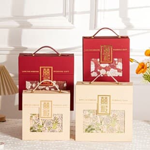 Vintage Book-Shaped Box Chinese Style Wedding Candy Box Gift Box Exquisite TikTok Influencer Bridesmaid Companion Gift Handle Gift Box