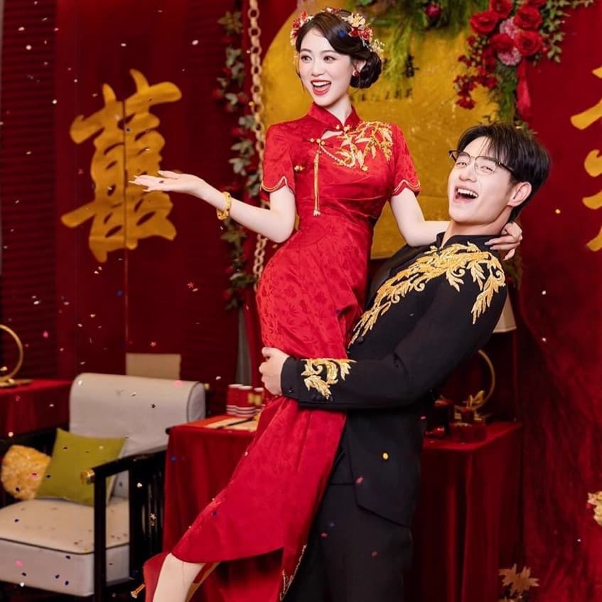 New Chinese-style national style retro red toast dress, women's summer new style slim fit modified version cheongsam dress