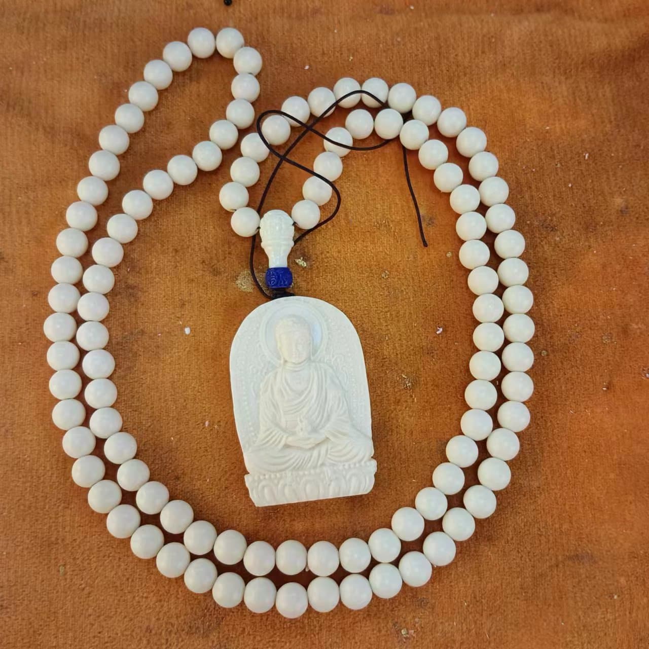 Manufacturer wholesale ivory fruit beads 0.8cm*108 bracelet bracelet necklace with 461 brand Sakyamuni Buddha tag