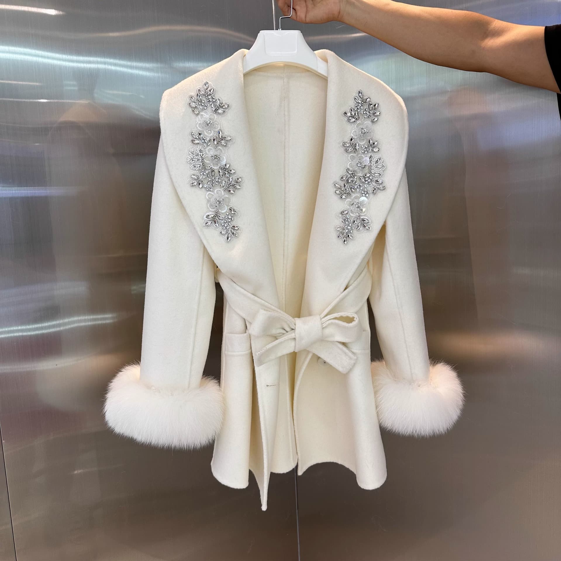 2024 Winter New Heavy Beaded Wool Fox Fur Double-Sided Wool Coat Fur Jacket for Women