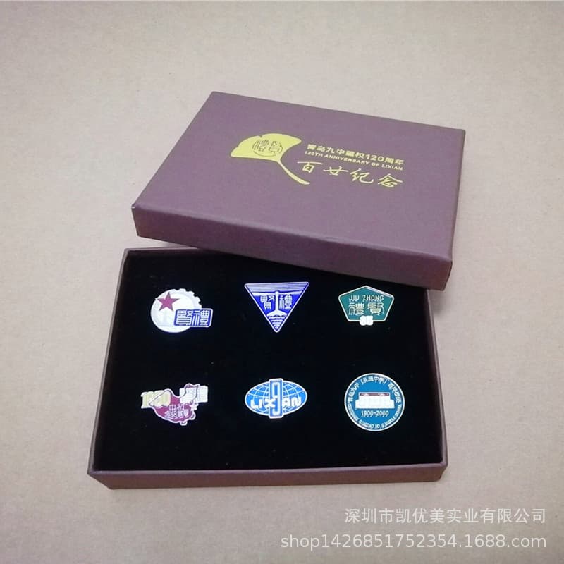 Multiple Badge Paper Boxes 145*110*30mm Sports Backpack Outdoor Gear Converse Backpack Nike Arctic Competition