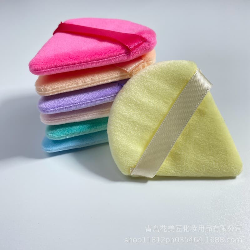 In Stock Multi-Color Triangle Powder Puff, Fan-Shaped Short Velvet Powder Puff, Crystal Velvet Triangle Powder Puff for Loose Powder and Setting Powder