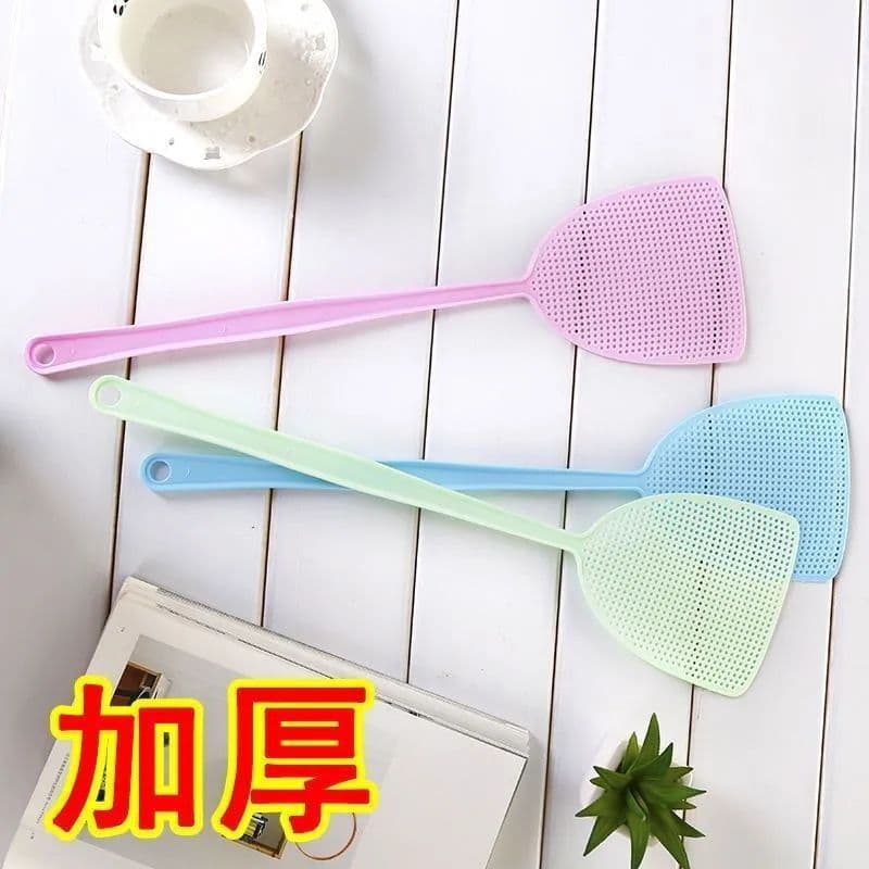 Old-style Unbreakable Durable Wire Mesh Fly Swatter, Extra-long Bamboo Handle, Large Head with Wire Netting