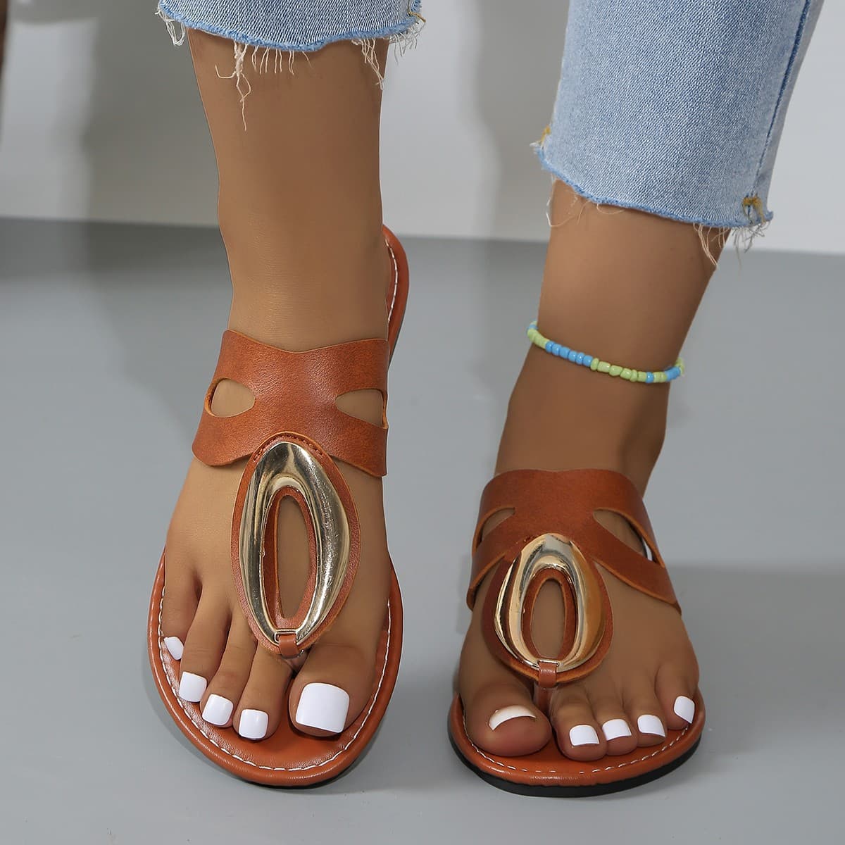 European and American 2025 foreign trade summer new large size women's shoes with toe metal buckle Roman fashion sandals for women cross-border 43