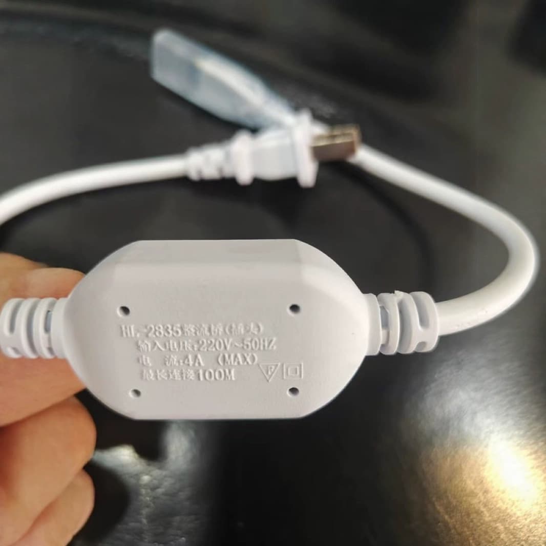 NVC double-row light strip connector, pin width 10mm can support 100m compatible with Bull, Foshan Lighting, O