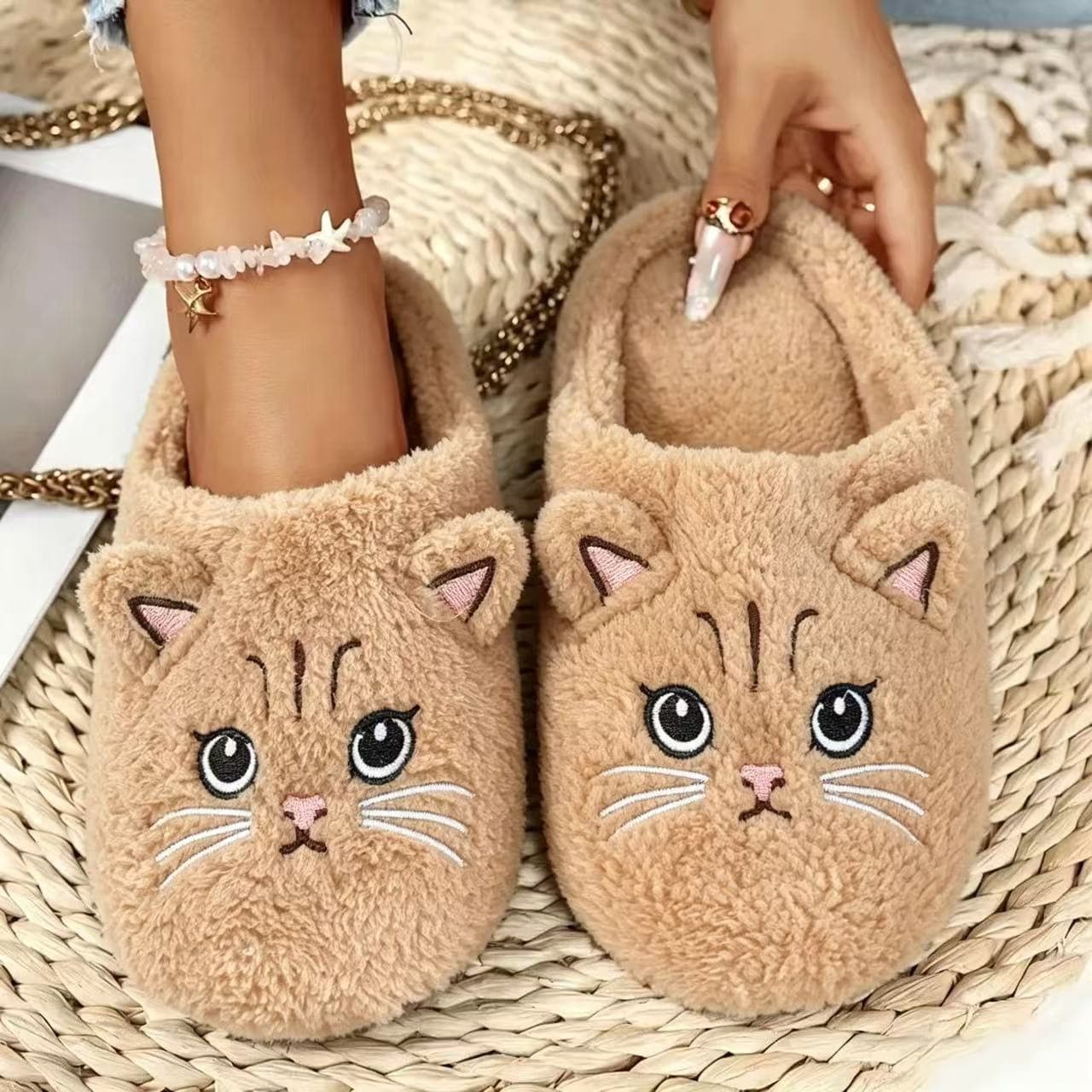 Women's and Men's Cotton Slippers, Autumn and Winter Cartoon Indoor Home Soft Sole Fleece-Lined Warm Quiet Couple Cotton Slippers