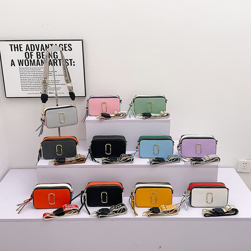 Two-Tone Crossbody Bag New Style Fashionable Mini Square Bag Simple Versatile Camera Bag Wide Shoulder Strap Trendy Shoulder and Underarm Bag for Women