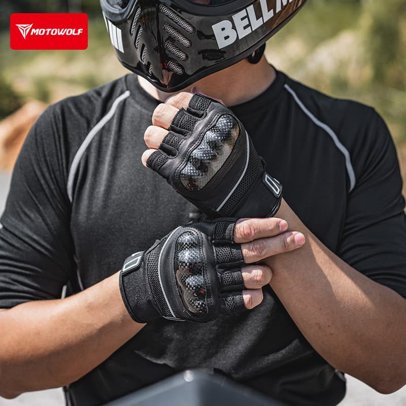 Motorcycle Summer Riding Gloves Breathable Half Finger Gloves Carbon Fiber Protective Shell Gloves Outdoor Riding Protective Gloves Summer