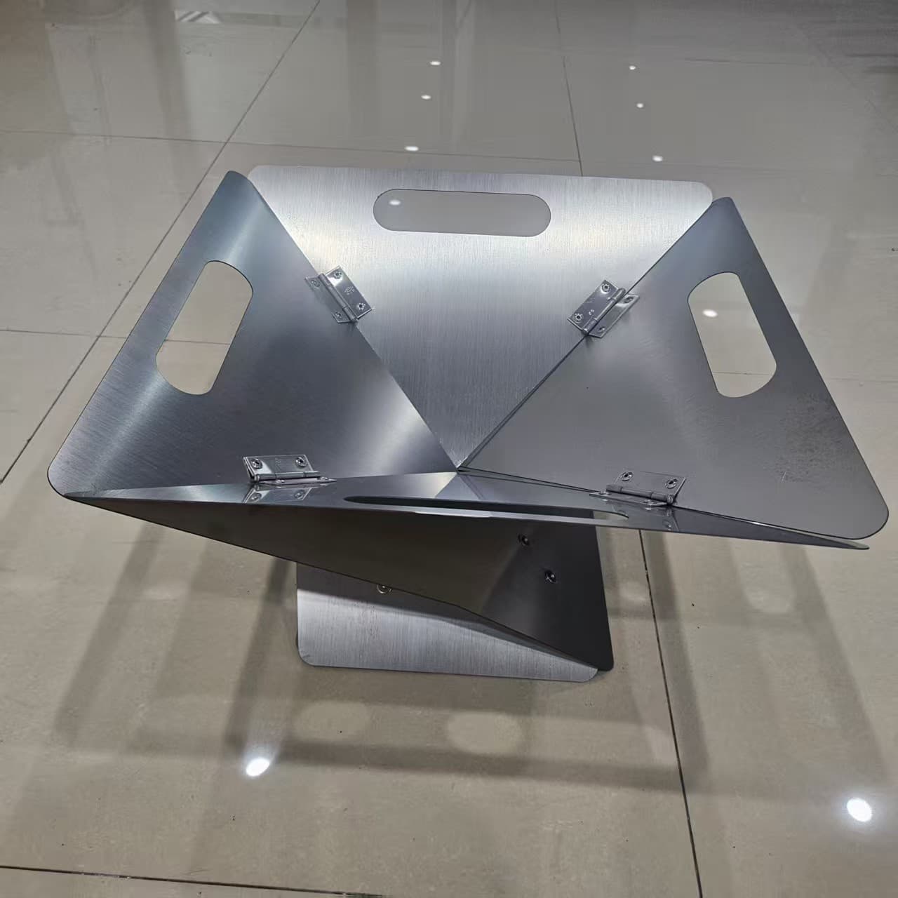 Tent Companion Outdoor Stove Fire Pit, High-Temperature Resistant Anti-Rust Fire Pit Bowl, Fire Pit Stove for Gatherings, Parties, Bonfires, and Courtyards.