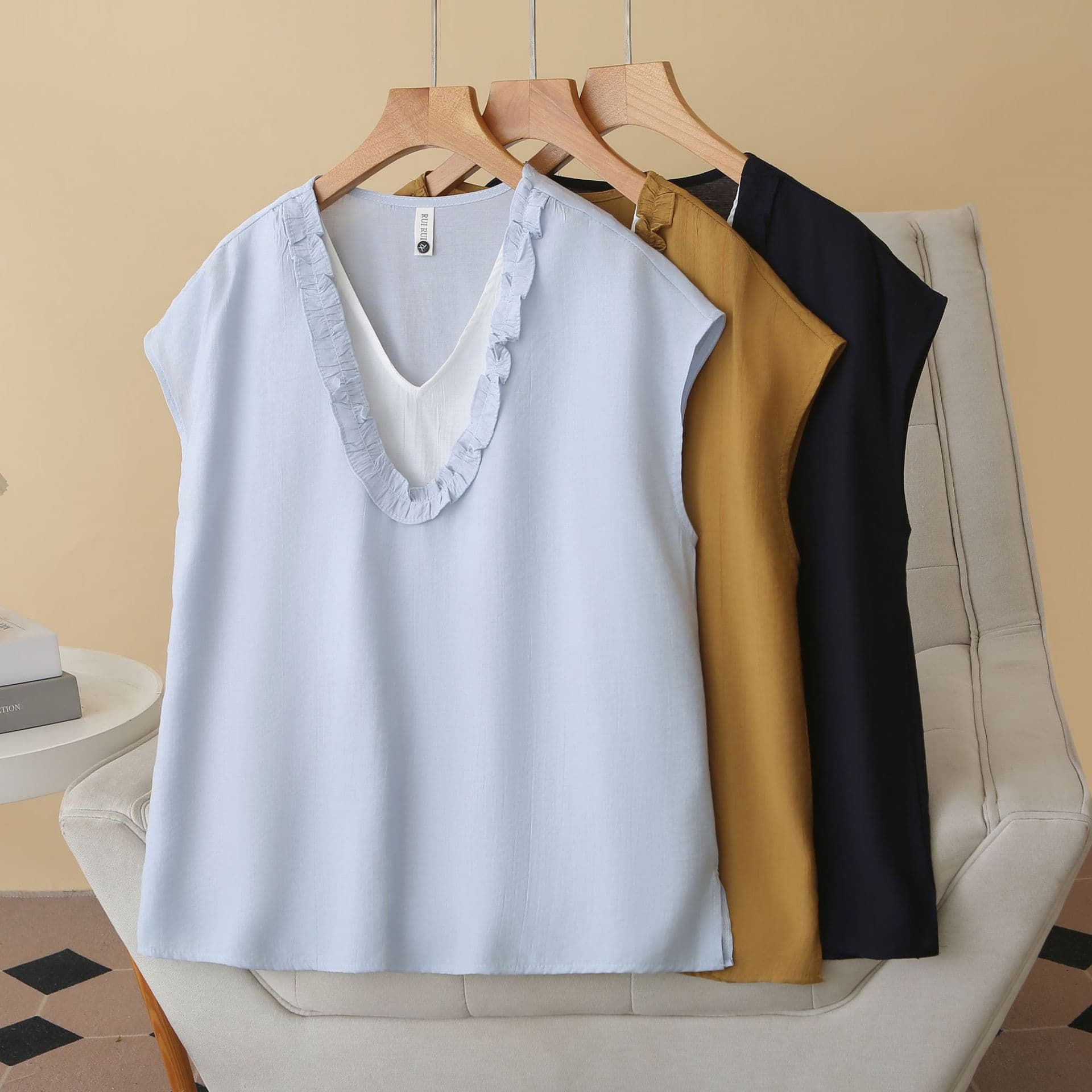 2026 Summer Two-Piece Tank Top Set Plus Size Women's Vest Lace Trim Slimming Casual Top 2638