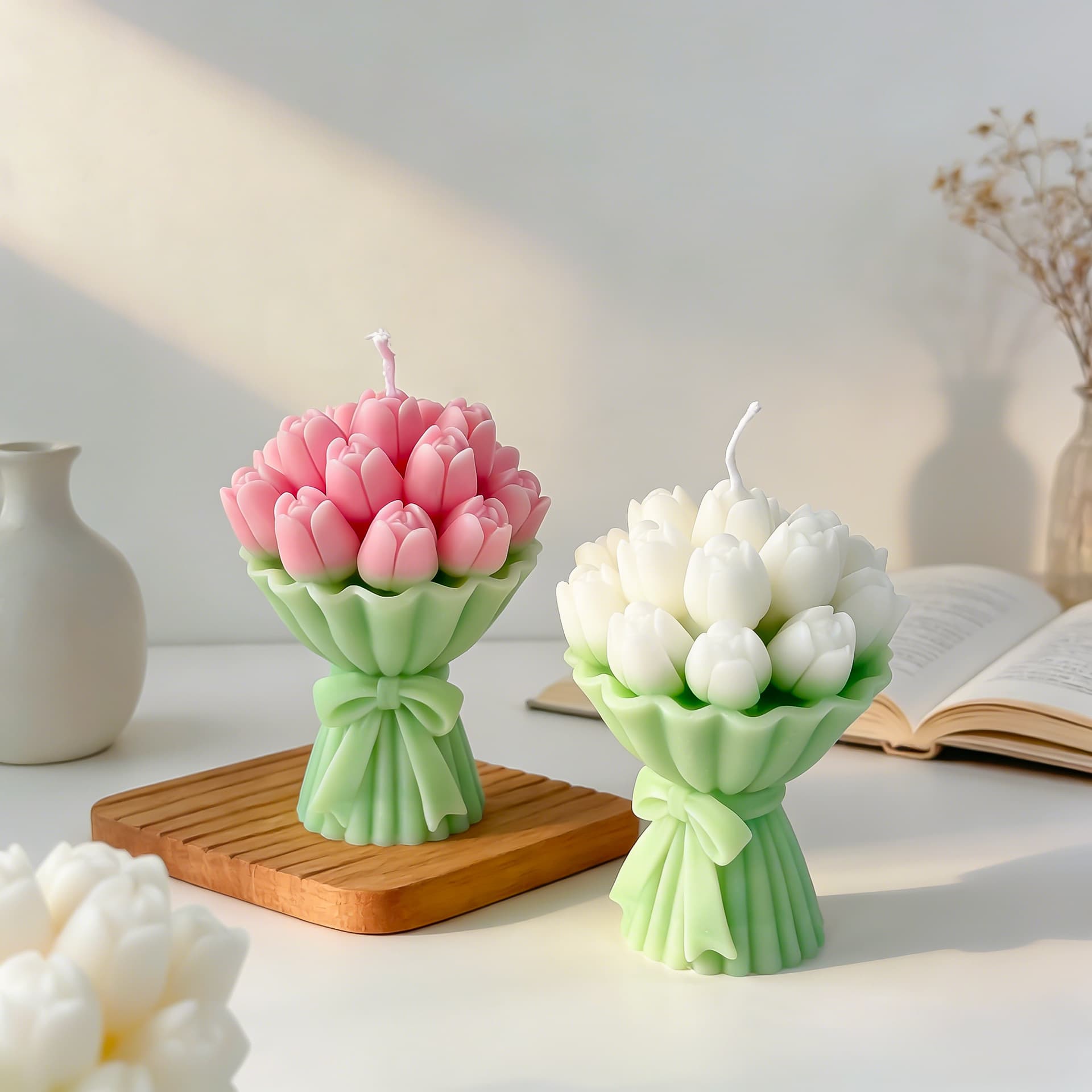 Tulip Bouquet Scented Candle Soy Wax Smokeless Premium Birthday Gift Party Favor Aromatherapy Candle Decoration