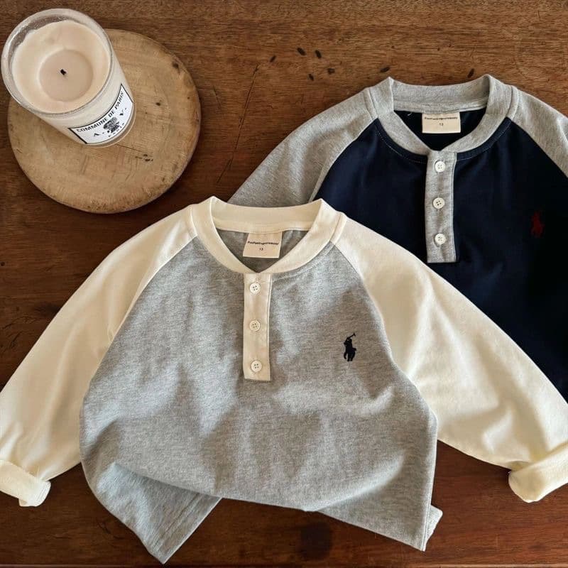 Children's T-Shirt for Boys and Girls, Spring New Arrival, Color-Block Long-Sleeve Undershirt for Toddlers