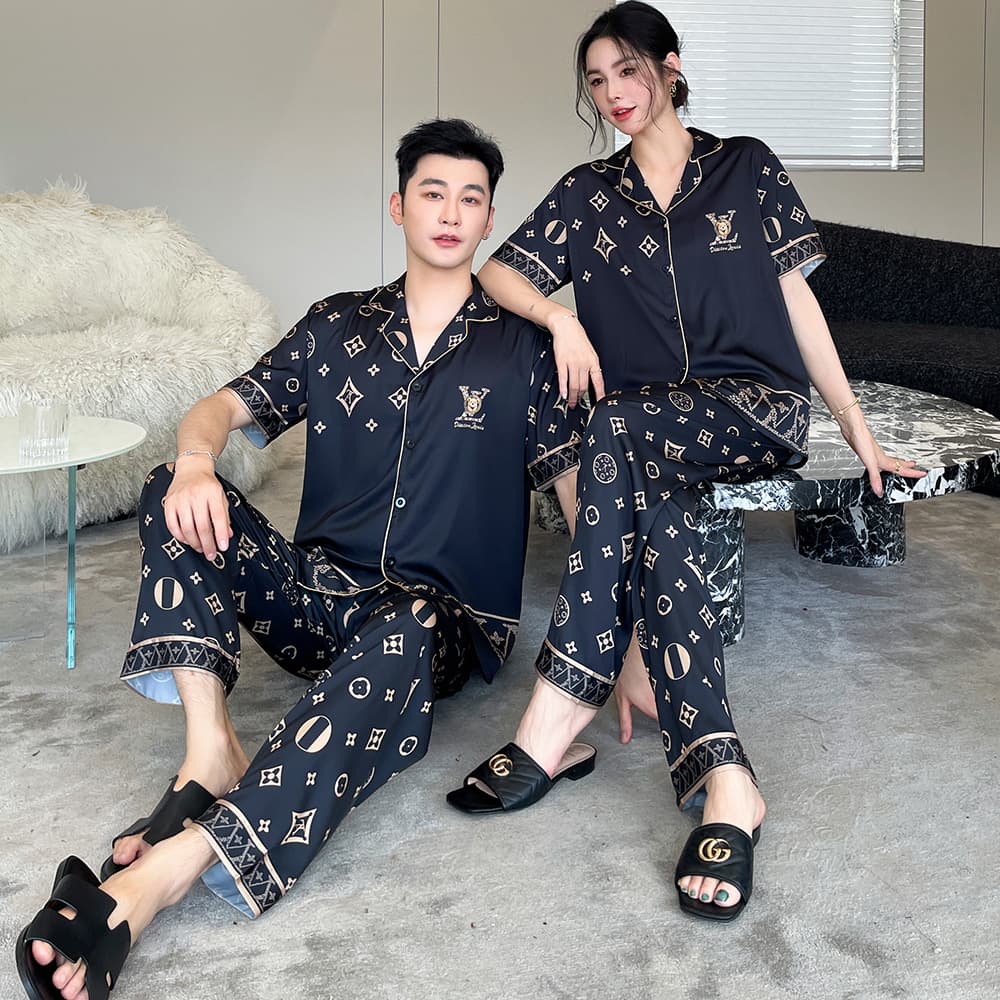 Early Spring New Couple's Pajamas, Ice Silk Short-Sleeved Home Wear, Men's High-End Style for All Seasons, Women's Set That Can Be Worn Outside