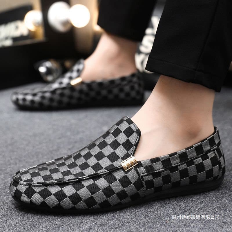 Casual Men's Loafers, Cloth Shoes, Student Shoes, Breathable and Versatile