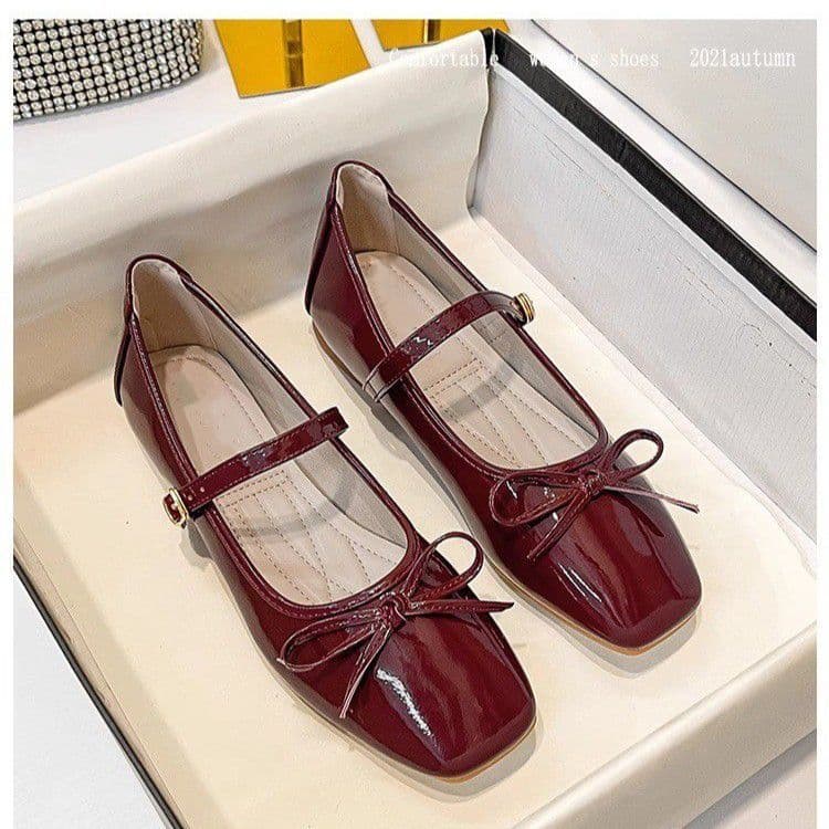 French Silver Ballet Flats for Women 2026 New Square Toe Shallow Mouth Sweet Bow Flat Ballet Shoes