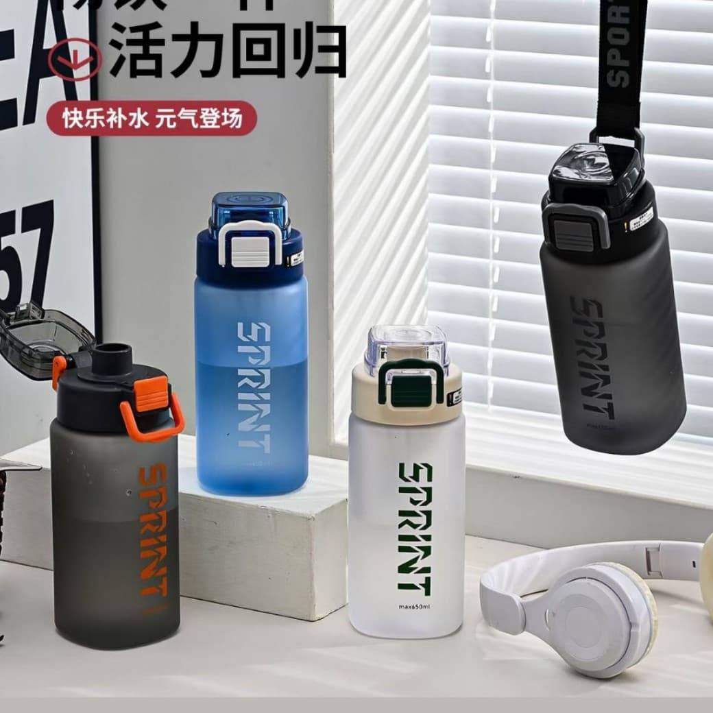 New Student Frosted Sports Water Bottle Large Capacity Plastic Cup Fitness Water Bottle with Straw
