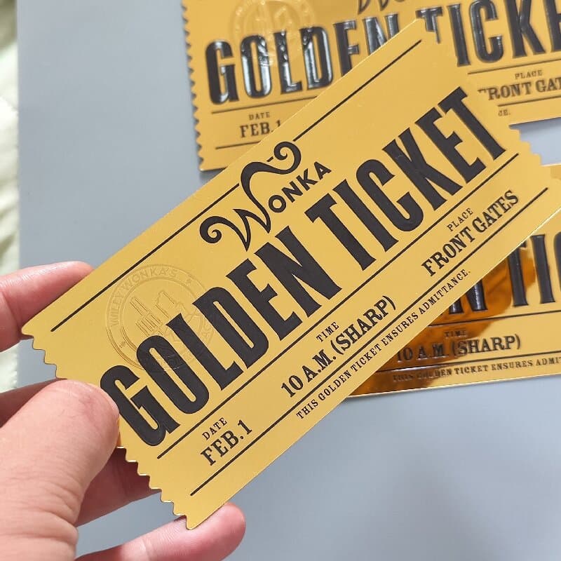 Factory direct supply plastic gold foil card Charlie chocolate gold coupon chocolate Wonka commemorative card collection card