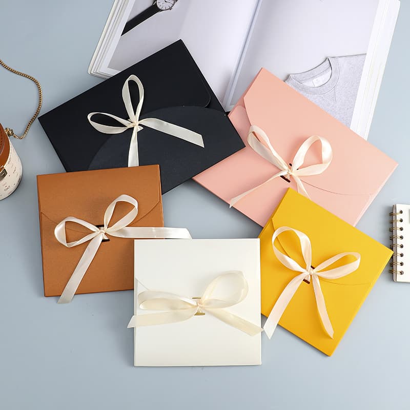 Pearlescent Paper Scarf Gift Box Envelope Packaging for Square Scarves and Wraps