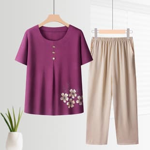 Summer Short-Sleeve T-Shirt Set for Senior Women, Grandma Outfit for Ages 70-90, Stylish Top and Pants Two-Piece Set