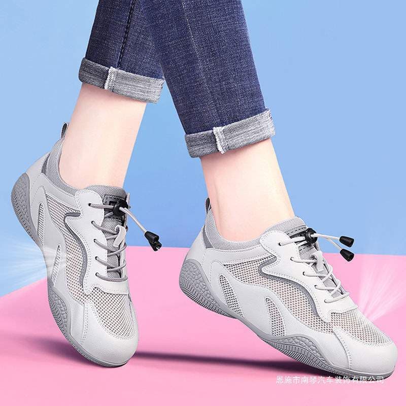 Mesh White Casual Sneakers for Women, Breathable Travel Flat Shoes, Lightweight Summer Style
