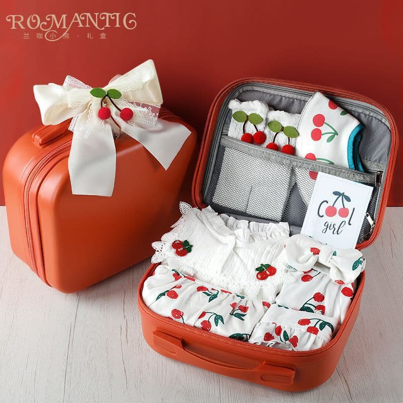 Baby Creative Gift Set Little Cherry Cute Outfit Girl Full Moon Baby 100 Days Birthday Gift