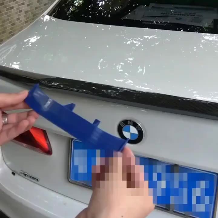 Car rear wing modification, mini rear wing, micro personalized decoration, carbon fiber texture universal decorative small rear wing