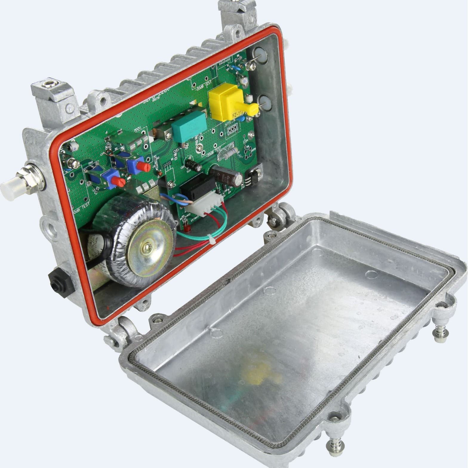 G200 Terminal Small CATV Trunk Amplifier