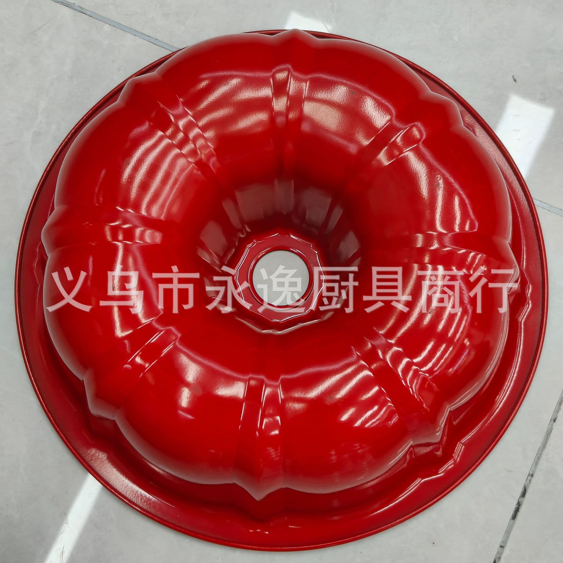 26cm Pumpkin Red Cake Mold for Home and Commercial Use, Wholesale Carbon Steel Baking Tool, Easy to Demold