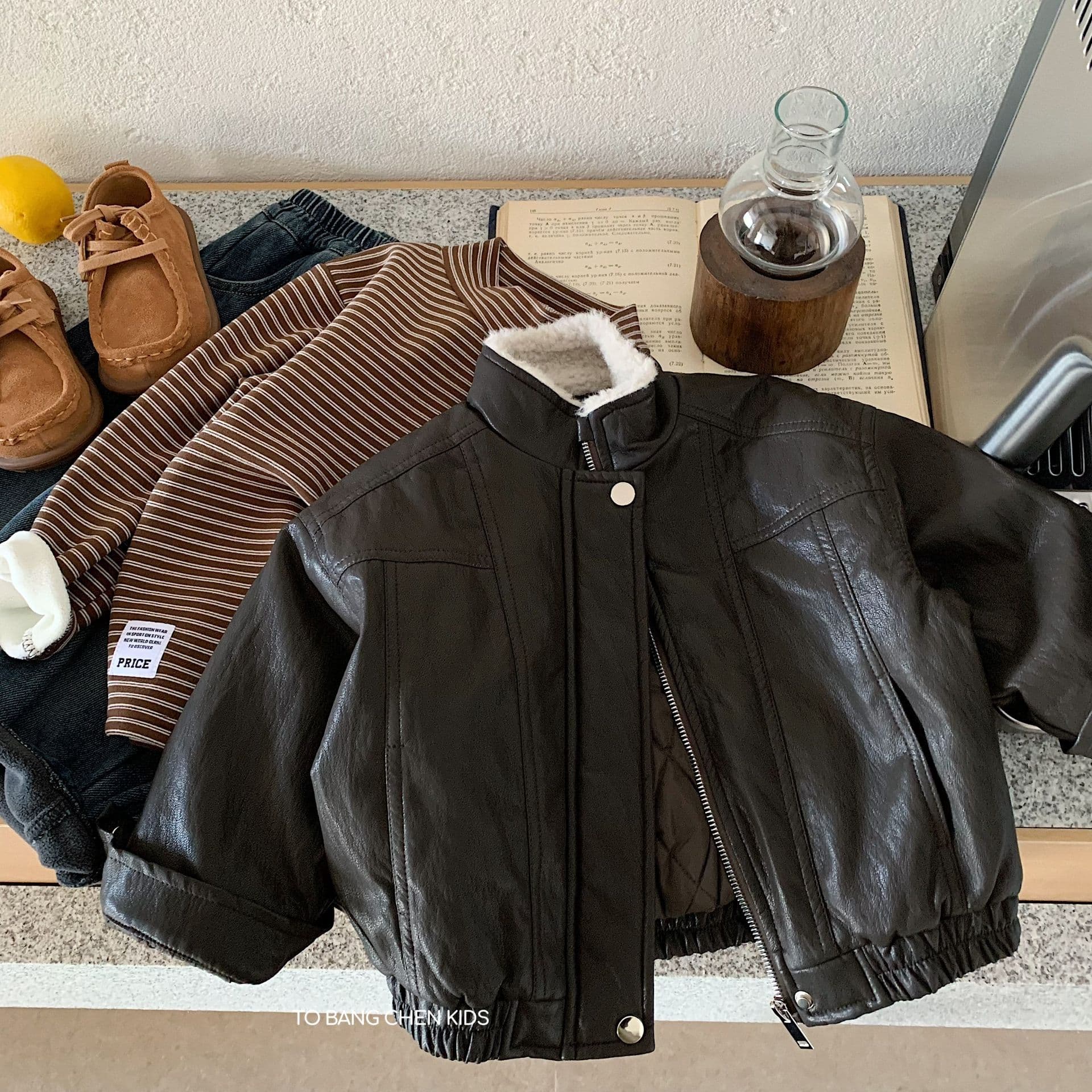 Bangcheng Children's Thick Leather Jacket 2025 Winter New Style Handsome Cotton-padded Jacket for Boys and Girls, Huzhou Zhili Children's Clothing Wholesale