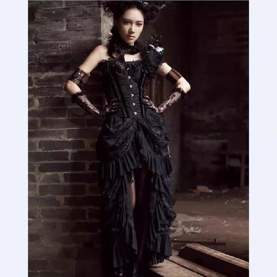 In Stock 2022 European and American Hot Punk Steampunk Gothic Banquet Bird Tail Lace Long Dress Export Best Seller