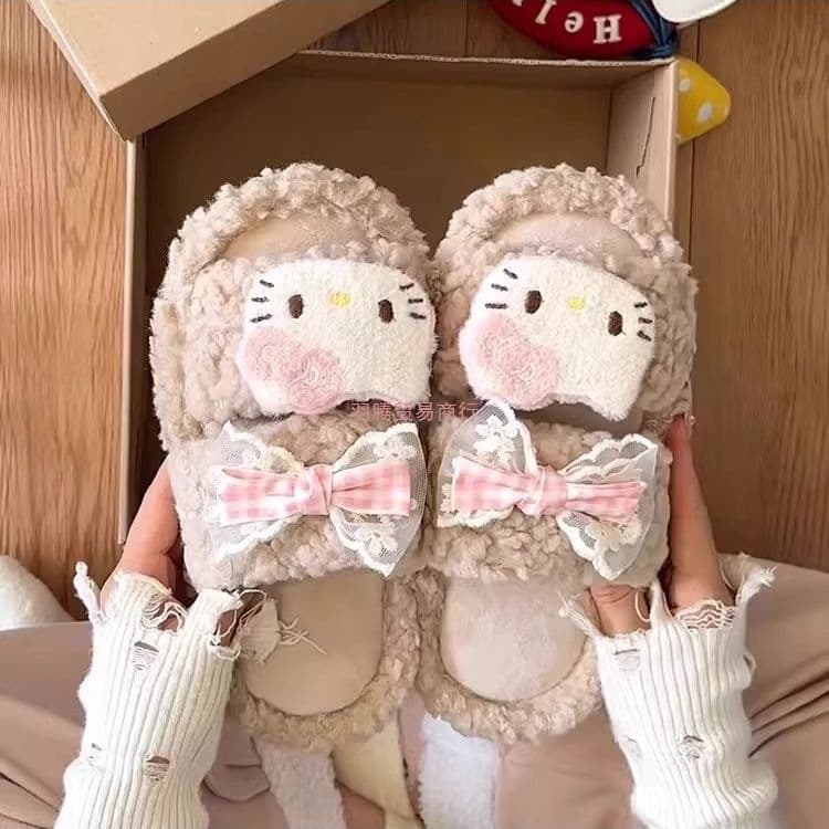 2025 New Fashion Versatile Thick-Soled Height-Increasing Cute Cartoon Hello Kitty Plush Slippers for Women, Trendy Outdoor Cotton Slippers
