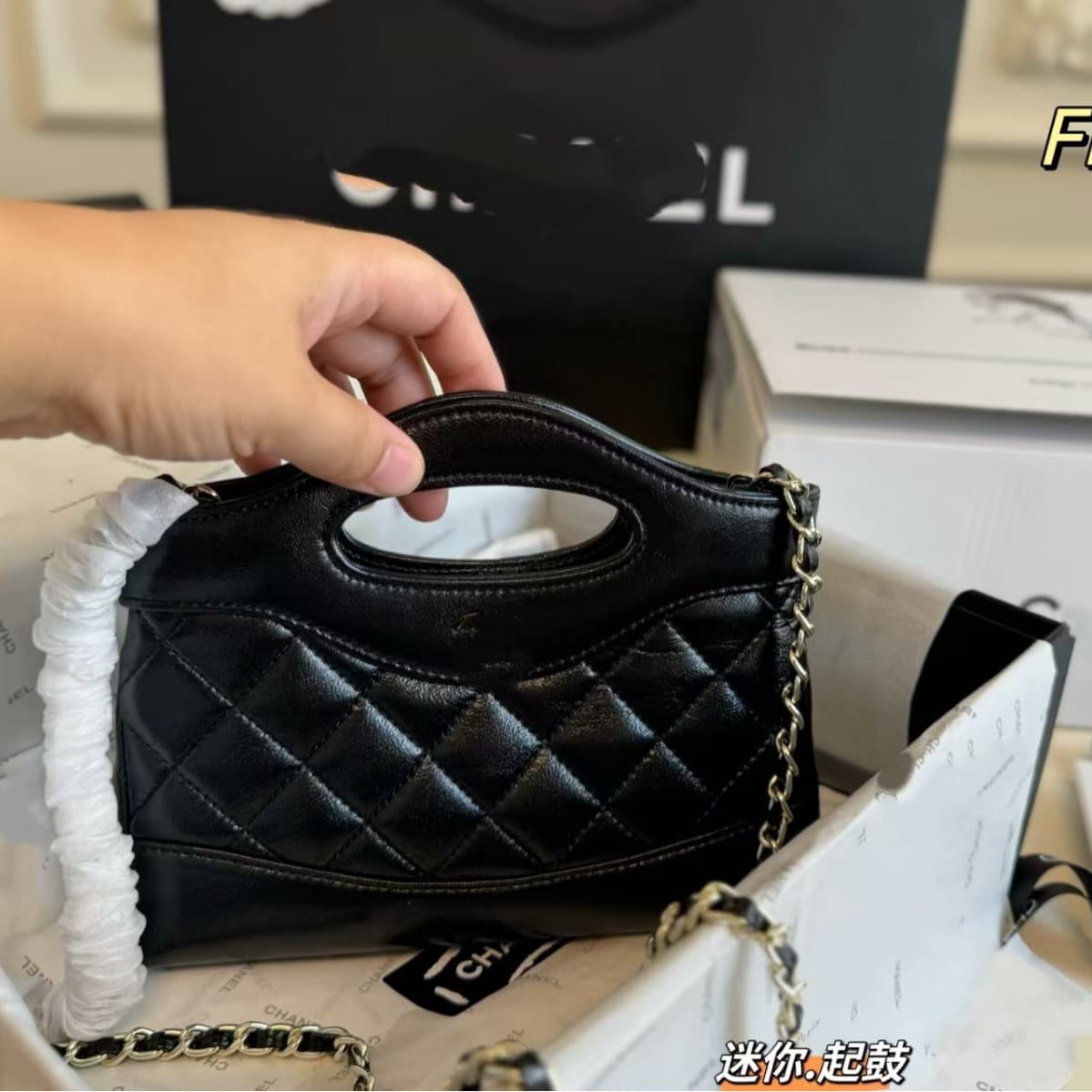 Cross-border physical goods with logo Xiangjia new genuine leather 31bag oil wax leather portable shoulder crossbody small bag high version