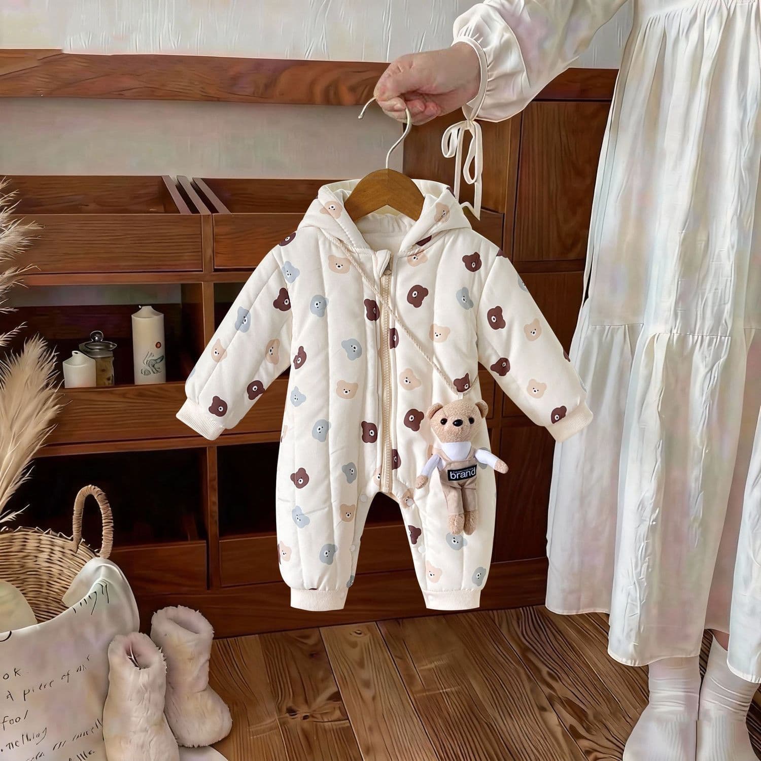 Baby Winter Romper Thickened Jumpsuit Girl Full Month 100 Days Princess Crawling Suit Cute Super Cute Newborn Clothes