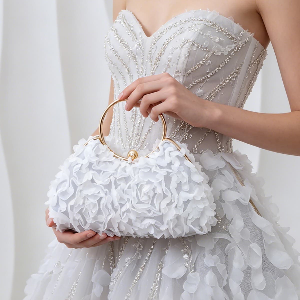 2026 New Rose Flower Bag Women's Banquet Bag Fairy Crossbody Bag Vintage Gold Ring Handheld Evening Bag