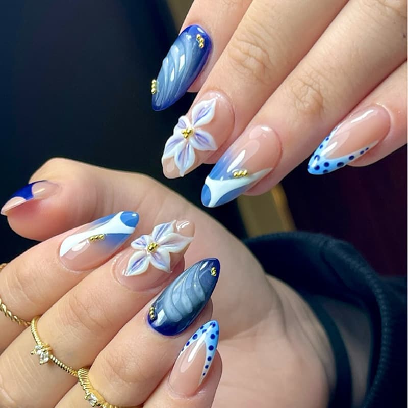30 Pieces 3D Short Almond Press-On Nails with Polka Dots and Hand-Painted Small Flowers, Sweet Girl Style Nail Art, Blue High-End Press-On Nails