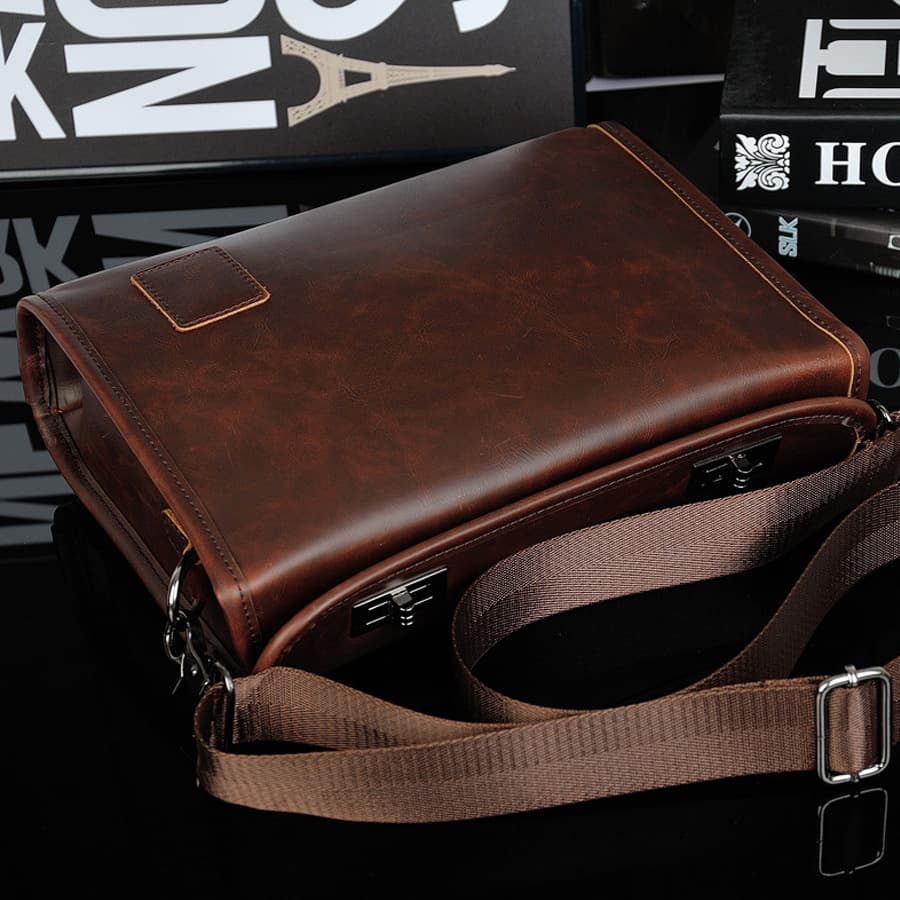 Cross-border new men's bag business casual antique brown one-shoulder crossbody bag double twist lock design trendy bag one-shoulder difference bag