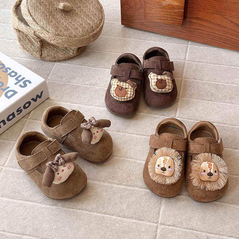 Ins French Style Leather Shoes 2025 Spring Autumn New Korean Style Girls Cartoon Birkenstock Soft Sole Bean Single Shoes