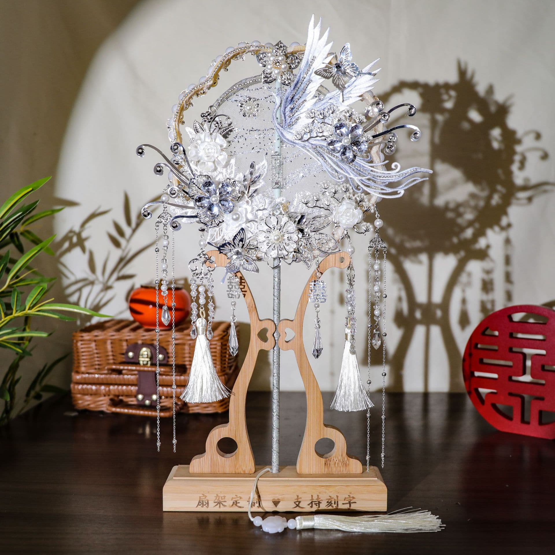 Bridal Wedding Xiuhe Suit Round Fan New Chinese Style Double-Sided Finished Product Veil White Moonlight Finished White Lace Wedding Fan