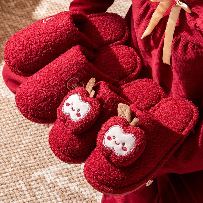 Red Wedding Slippers Pair Festive Winter Bride Groom Closed-Toe Home New Wedding Couple Slippers