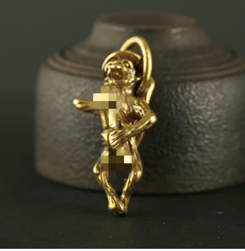 Brass Fun Monkey Keychain Pendant Monkey JJ Key Chain Creative Personality Street Stall Hot Selling Source