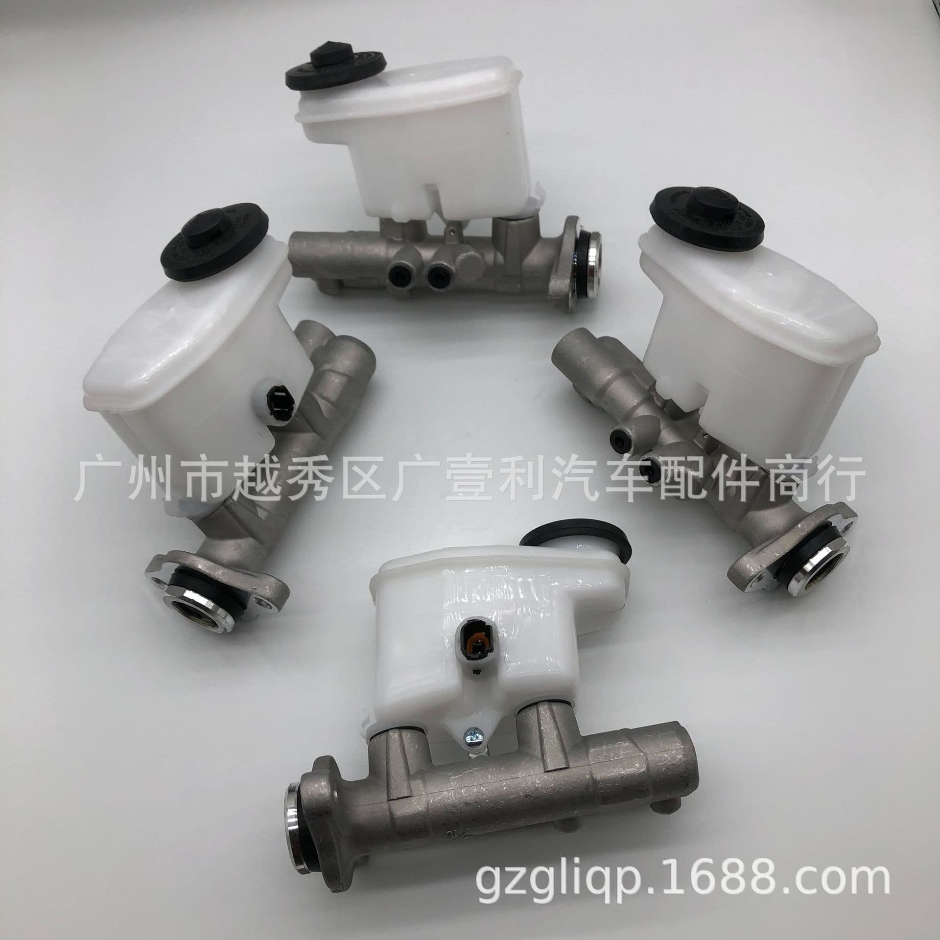 Compatible with 47201-28480 47201-28710 47201-3D380 NOAH SR40 Brake Master Cylinder