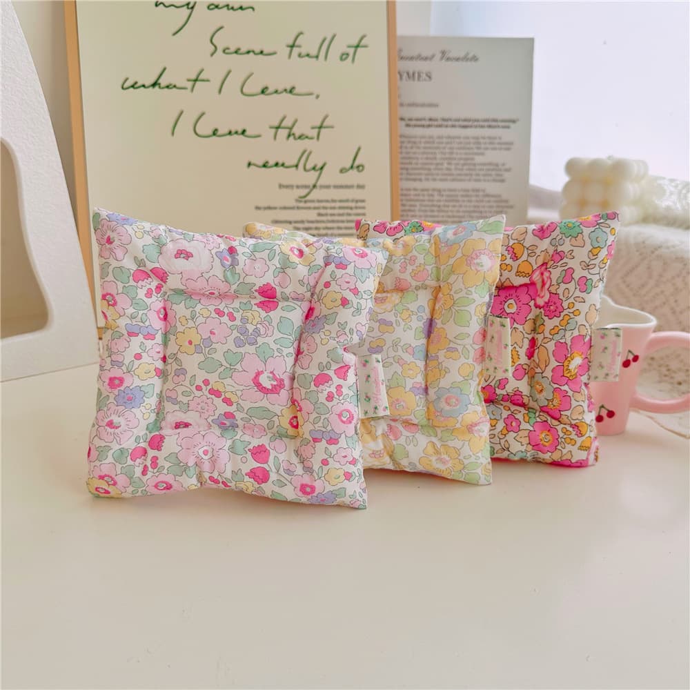 Small floral fabric cotton-filled home coasters, small fresh pastoral style desktop water coasters, mobile phone pads, factory wholesale