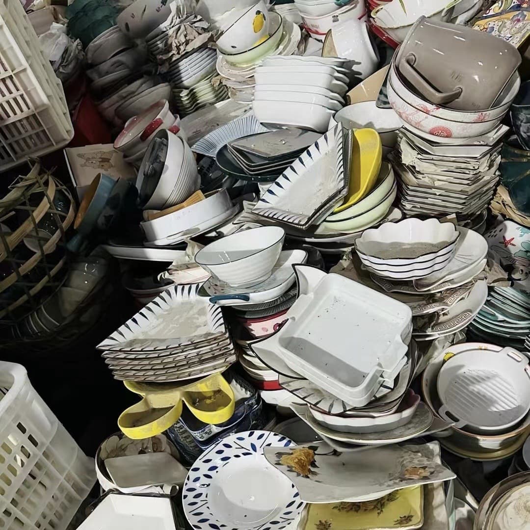 Internet celebrity 2024 foreign trade export cartoon ceramic new style miscellaneous street stall tail goods porcelain miscellaneous tableware manufacturers wholesale