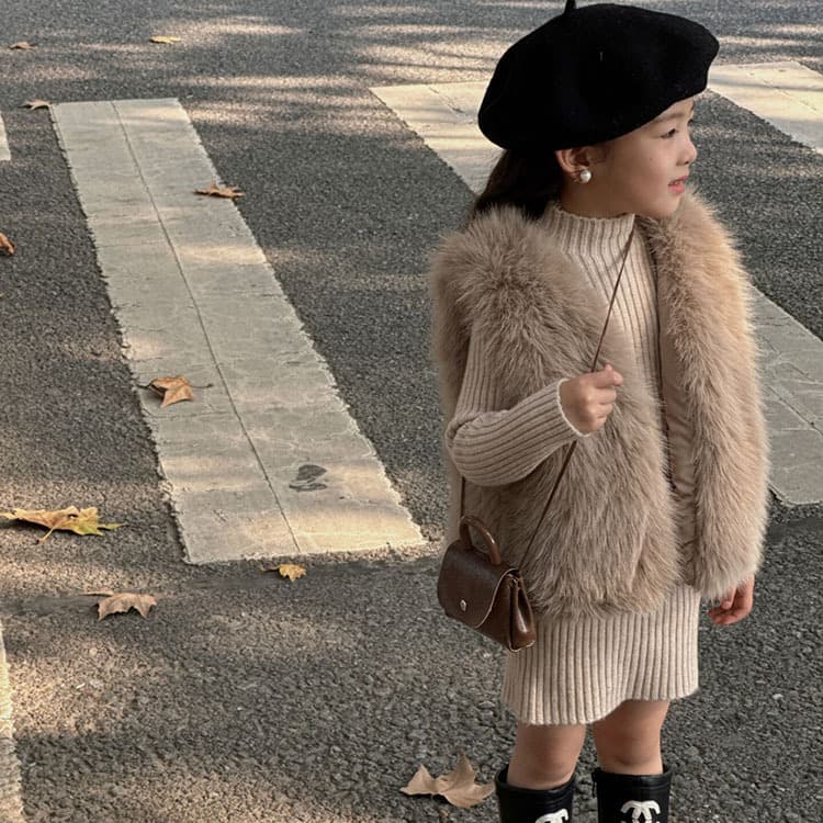 2025 Autumn/Winter New Girls Korean-Style Faux Fox Fur Vest Outerwear Baby Sleeveless Fur Coat