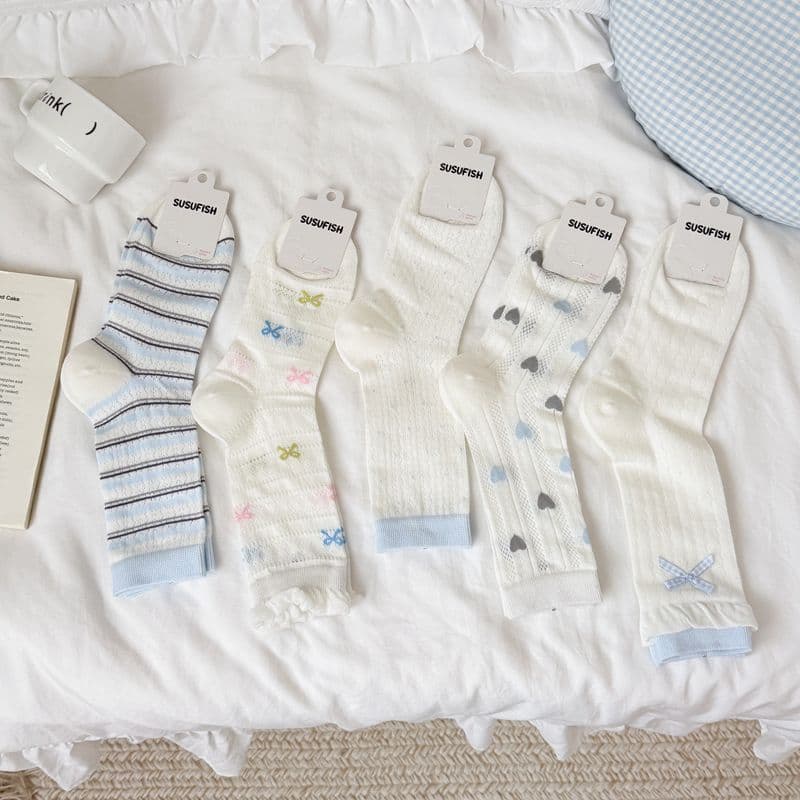 Women's Thin Cotton Mesh Lightweight Stacked Socks, Versatile Women's Socks with Love Butterfly Design, Japanese-style Hollow Mid-calf Socks