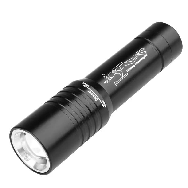New zoom diving flashlight T6 lamp beads diving depth 18650 battery bright flashlight