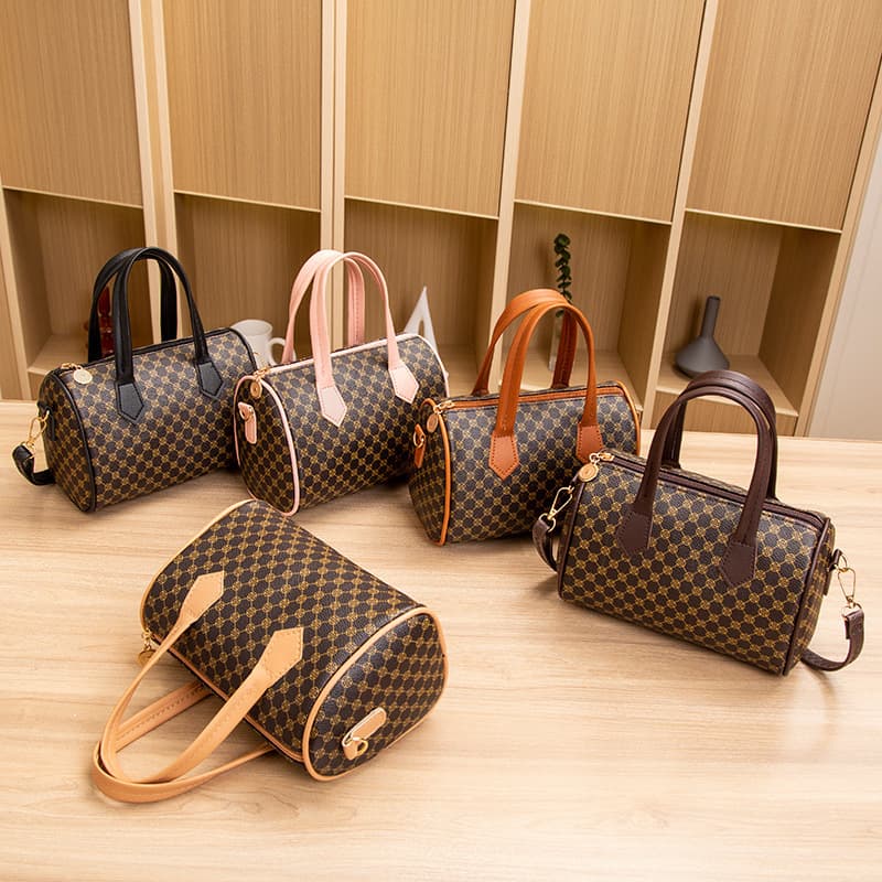 Women's Bag 2023 New Fashion Casual Printed Boston Bag Crossbody Pillow Bag Diamond Quilted Embroidered Handbag