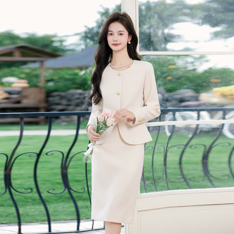 2025 new style small fragrant suit for women autumn and winter high-end formal occasion two-piece long skirt fashionable culottes